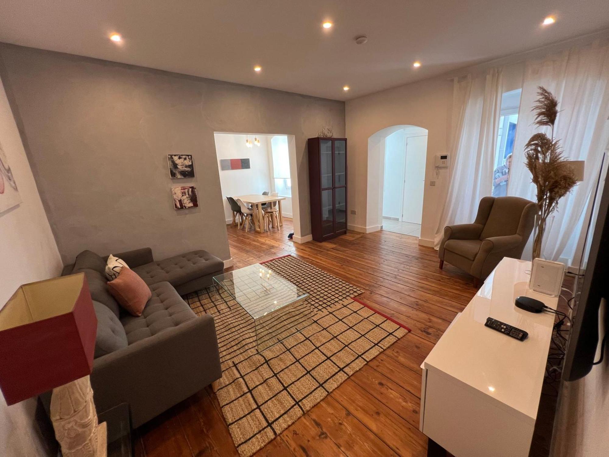 شقة Luxe 2Br Family Oasis In غيبرالتار المظهر الخارجي الصورة