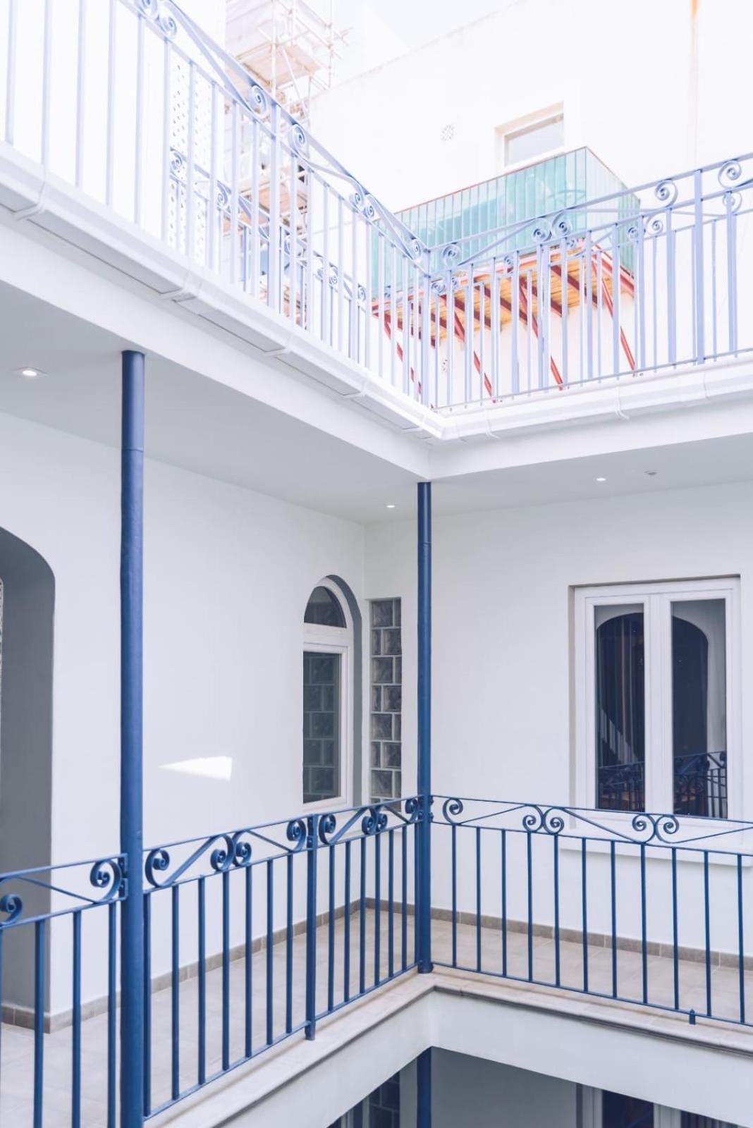 شقة Luxe 2Br Family Oasis In غيبرالتار المظهر الخارجي الصورة